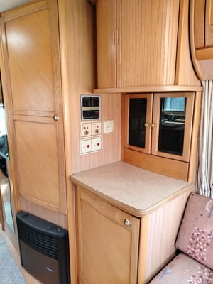2002 Auto-Sleepers Rienza — photo 17 of 19