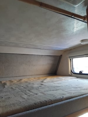 2004 Elddis Compass avantgarde 200 — photo 3 of 7