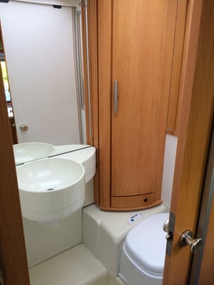 2007 Hymer Hymervan 522 — photo 13 of 15