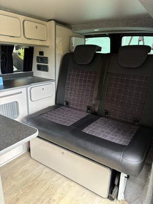 2021 Volkswagen TDI T28 Highline — photo 13 of 18