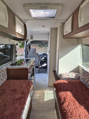 2002 Mercedes-Benz Sprinter — photo 7 of 46