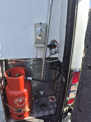 2002 Mercedes-Benz Sprinter — photo 8 of 46