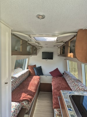2002 Mercedes-Benz Sprinter — photo 18 of 46