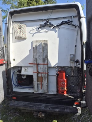 2002 Mercedes-Benz Sprinter — photo 33 of 46