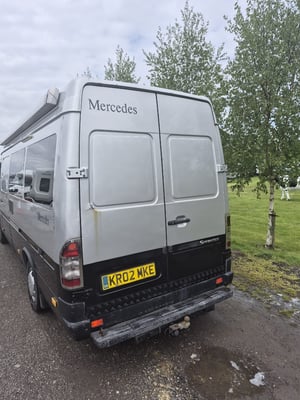 2002 Mercedes-Benz Sprinter — photo 37 of 46