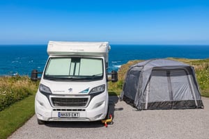 2019 Elddis Compass Avantgarde 196 — 6 Berth, 6 Belts, 16,500 Miles — photo 1 of 16
