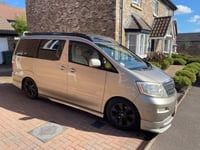 2004 Toyota Alphard - Image 3