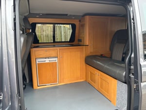 2017 Volkswagen T6 T28 Highline — photo 2 of 25