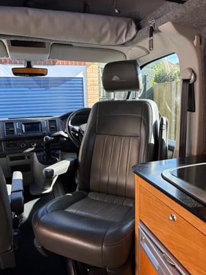 2017 Volkswagen T6 T28 Highline — photo 12 of 25