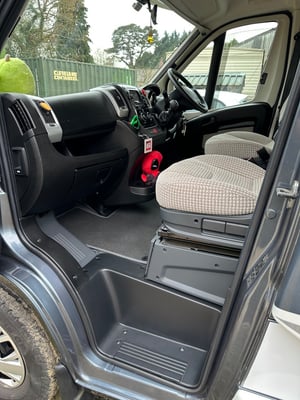 2017 Auto-Trail Apache 634 — photo 13 of 44
