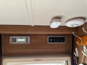 2017 Auto-Trail Apache 634 — photo 19 of 44