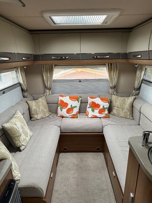 2017 Auto-Trail Apache 634 — photo 21 of 44