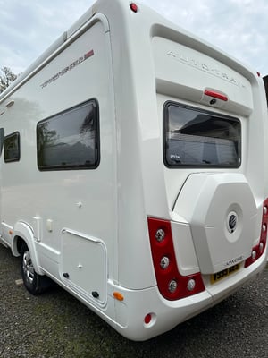 2017 Auto-Trail Apache 634 — photo 23 of 44