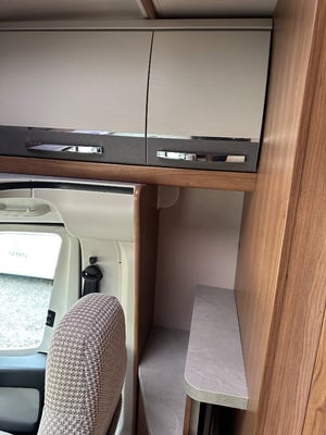 2017 Auto-Trail Apache 634 — photo 27 of 44