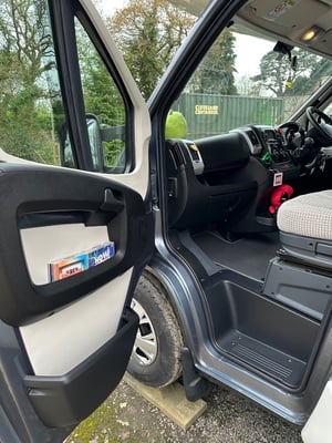 2017 Auto-Trail Apache 634 — photo 31 of 44
