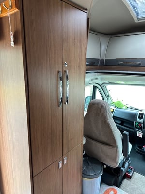 2017 Auto-Trail Apache 634 — photo 34 of 44