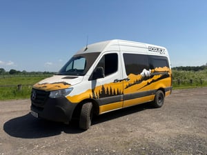 2020 Mercedes-Benz Sprinter — photo 1 of 10