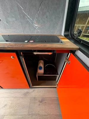 2020 Mercedes-Benz Sprinter — photo 8 of 10