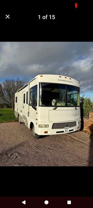 2005 Winnebago Sightseer — photo 1 of 13