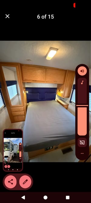 2005 Winnebago Sightseer — photo 4 of 13