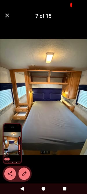 2005 Winnebago Sightseer — photo 8 of 13
