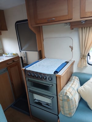2006 Elddis Suntor 100 — photo 11 of 14