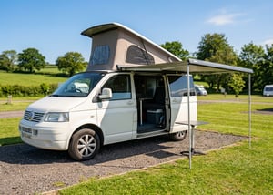 2009 Volkswagen T5 Campervan — photo 1 of 21