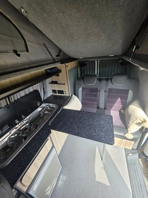 2014 Volkswagen T5.1 Campervan — photo 19 of 35