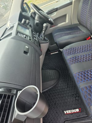 2014 Volkswagen T5.1 Campervan — photo 7 of 35