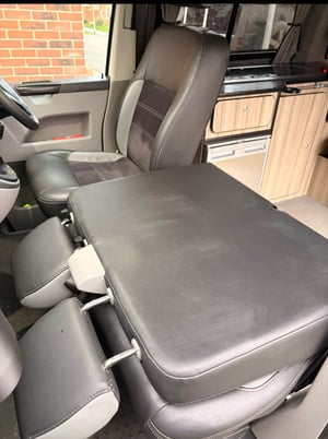 2014 Volkswagen T5.1 Campervan — photo 34 of 35