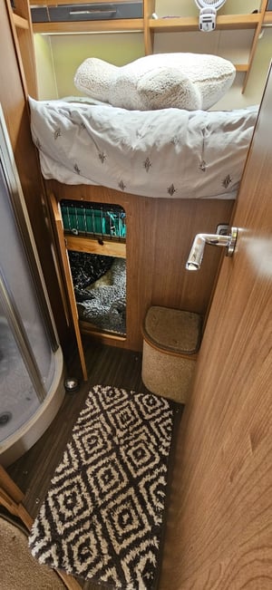 2012 Auto-Trail Mohawk — photo 5 of 26