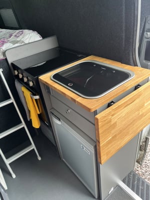 2016 Mercedes-Benz Sprinter — photo 13 of 18