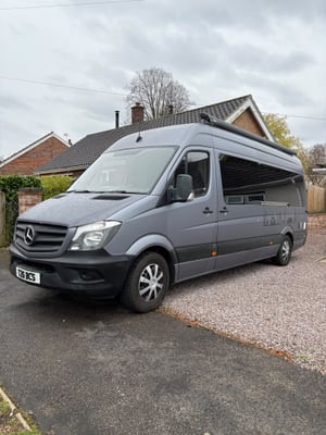 2016 Mercedes-Benz Sprinter — photo 6 of 18