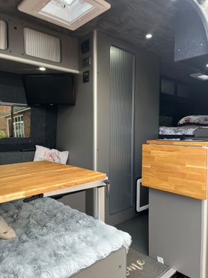 2016 Mercedes-Benz Sprinter — photo 11 of 18