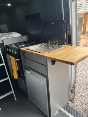 2016 Mercedes-Benz Sprinter — photo 12 of 18