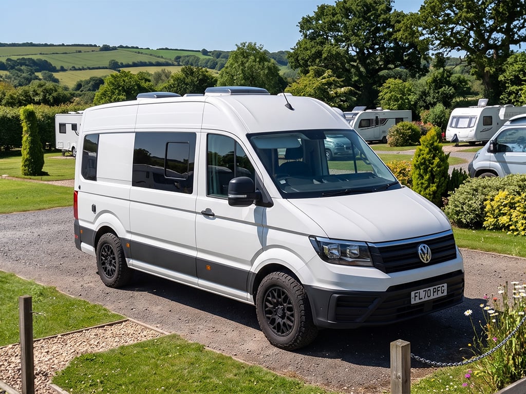 2020 Volkswagen Crafter - Image 1
