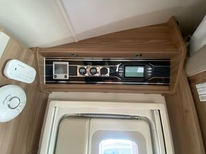 2018 Swift Bessacarr 524 — photo 9 of 18