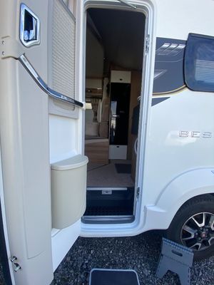 2018 Swift Bessacarr 524 — photo 13 of 18