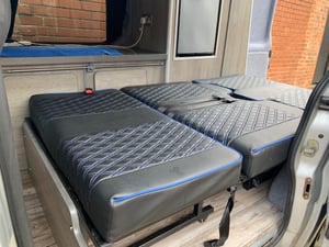2011 Vauxhall Vivaro Hi-top Campervan — photo 10 of 11