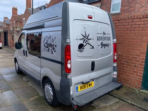 2011 Vauxhall Vivaro Hi-top Campervan — photo 5 of 11