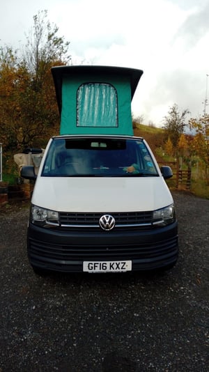 2016 Volkswagen Transporter T6 — photo 11 of 43
