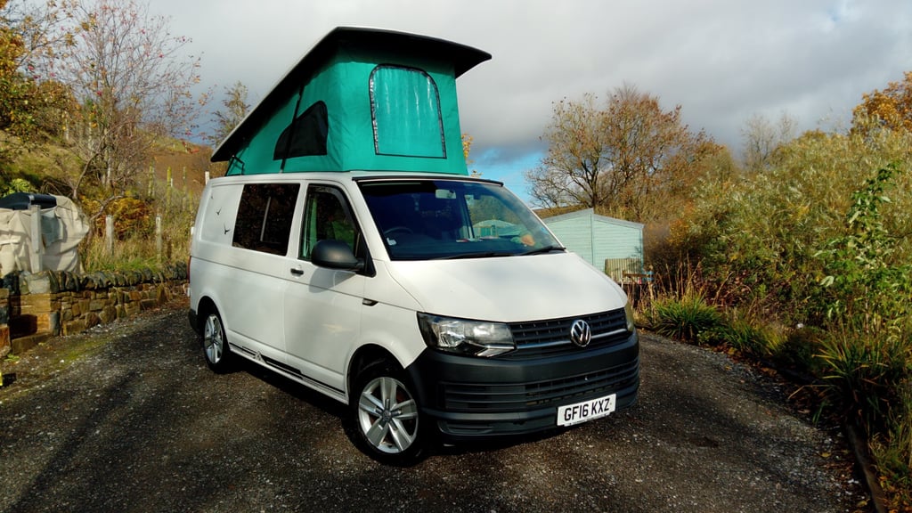 2016 Volkswagen Transporter T6 - Image 1