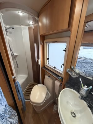 2006 Swift Kon-Tiki 665 — photo 10 of 12