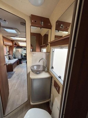 2016 Auto-Sleepers Malvern  — photo 48 of 64