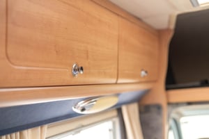 2005 Auto-Sleeper Nuevo ES — photo 28 of 46