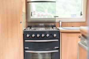 2005 Auto-Sleeper Nuevo ES — photo 41 of 46