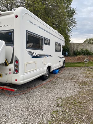 2008 Auto-Trail Apache 700 SE — photo 11 of 18