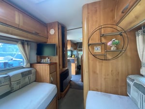 2008 Auto-Trail Apache 700 SE — photo 17 of 18