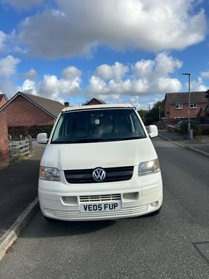2005 Volkswagen T5 Campervan — photo 2 of 12