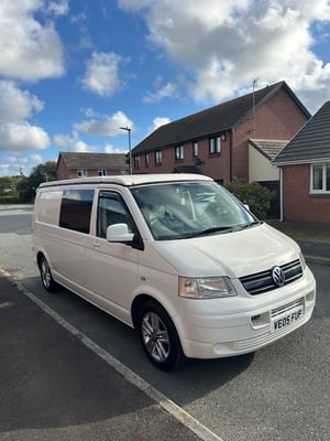 2005 Volkswagen T5 Campervan — photo 4 of 12
